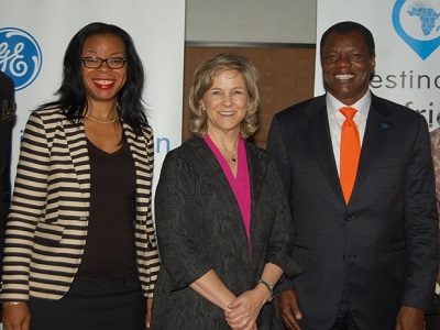 (L-R):Dr. Enase Okonedo, Dean Lagos Business School (LBS); Susan Peters, Senior Vice President, General Electric (GE) and Austin Okere, Group CEO, Computer Warehouse Group (CWG) at the LBS Alumni Association Session of 2014 held in Lagos recently.